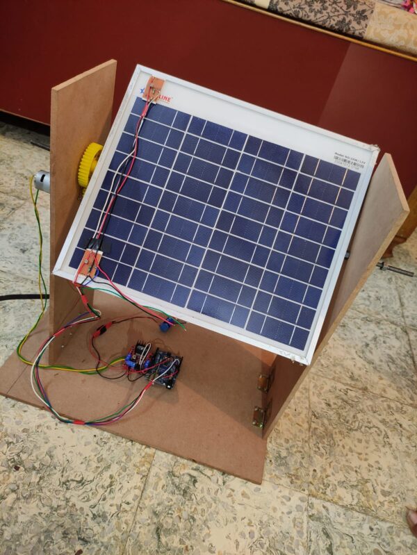 solar-sun-tracker-single-axis